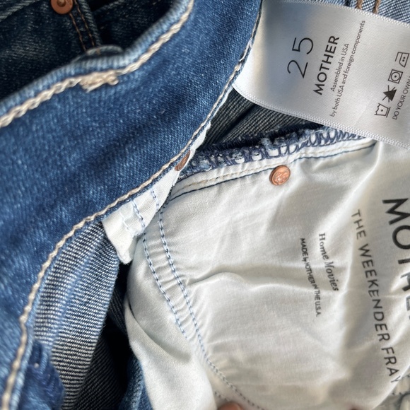 Mother Denim The Weekender Fray Home Movies - Picture 5 of 9